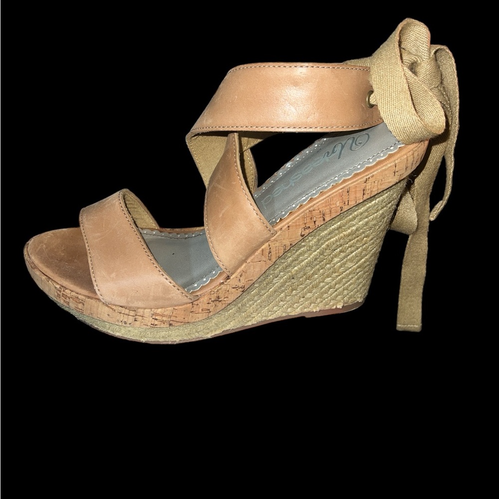 UNLEASHED | TAN WRAP AROUND TIE ANKLE 4 1/2in WEDGE OPEN TOE SANDALS